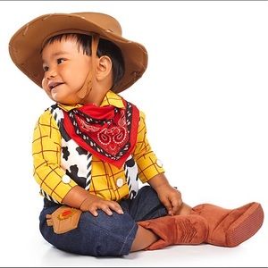 Disney’s Woody costume for baby